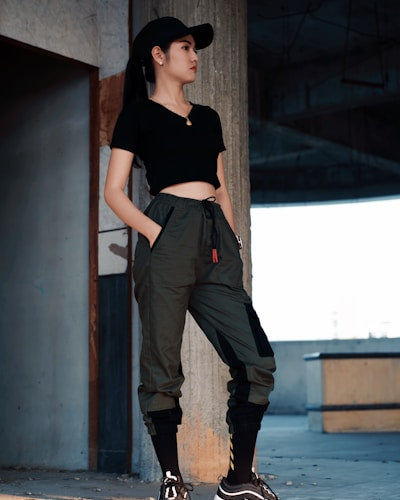 Drawstring Linen Trousers